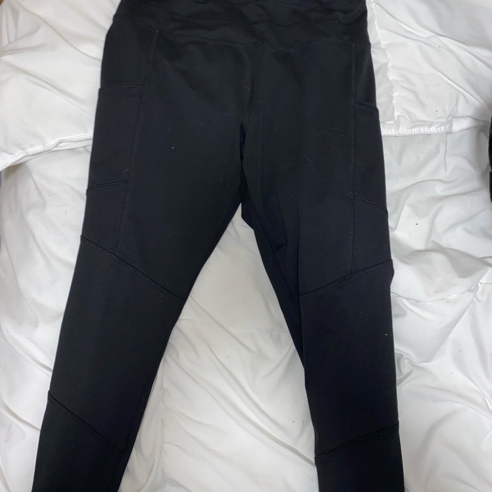 Black leggings